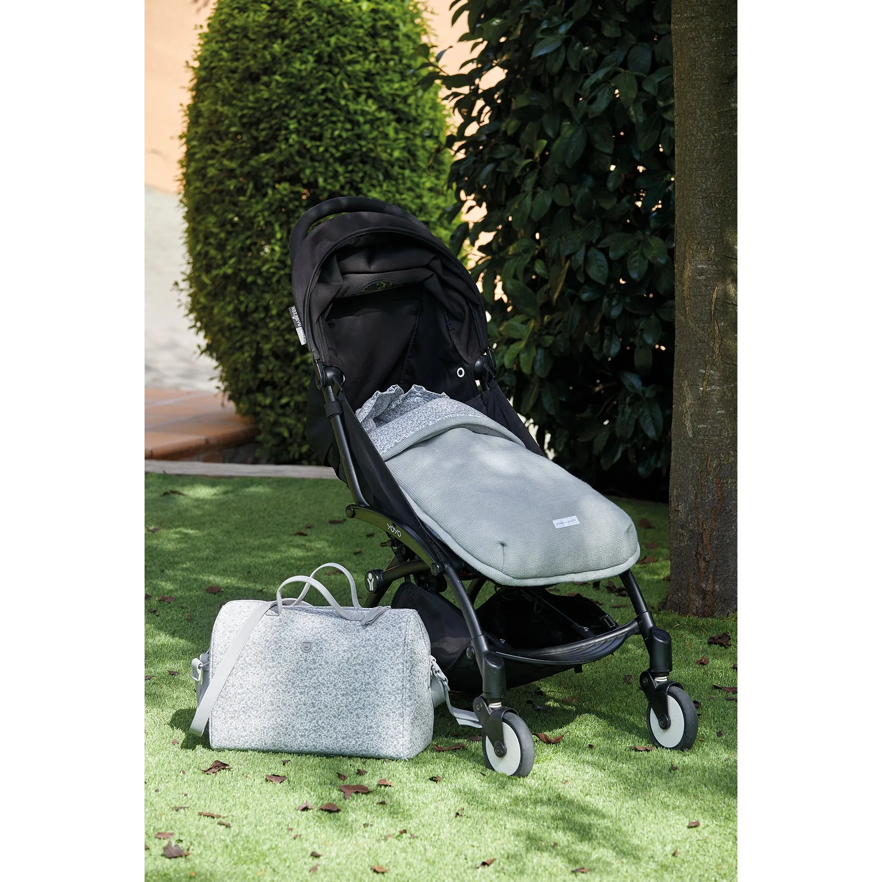 Pasito a Pasito Flower Mellow Grey Diaper Changing Bag