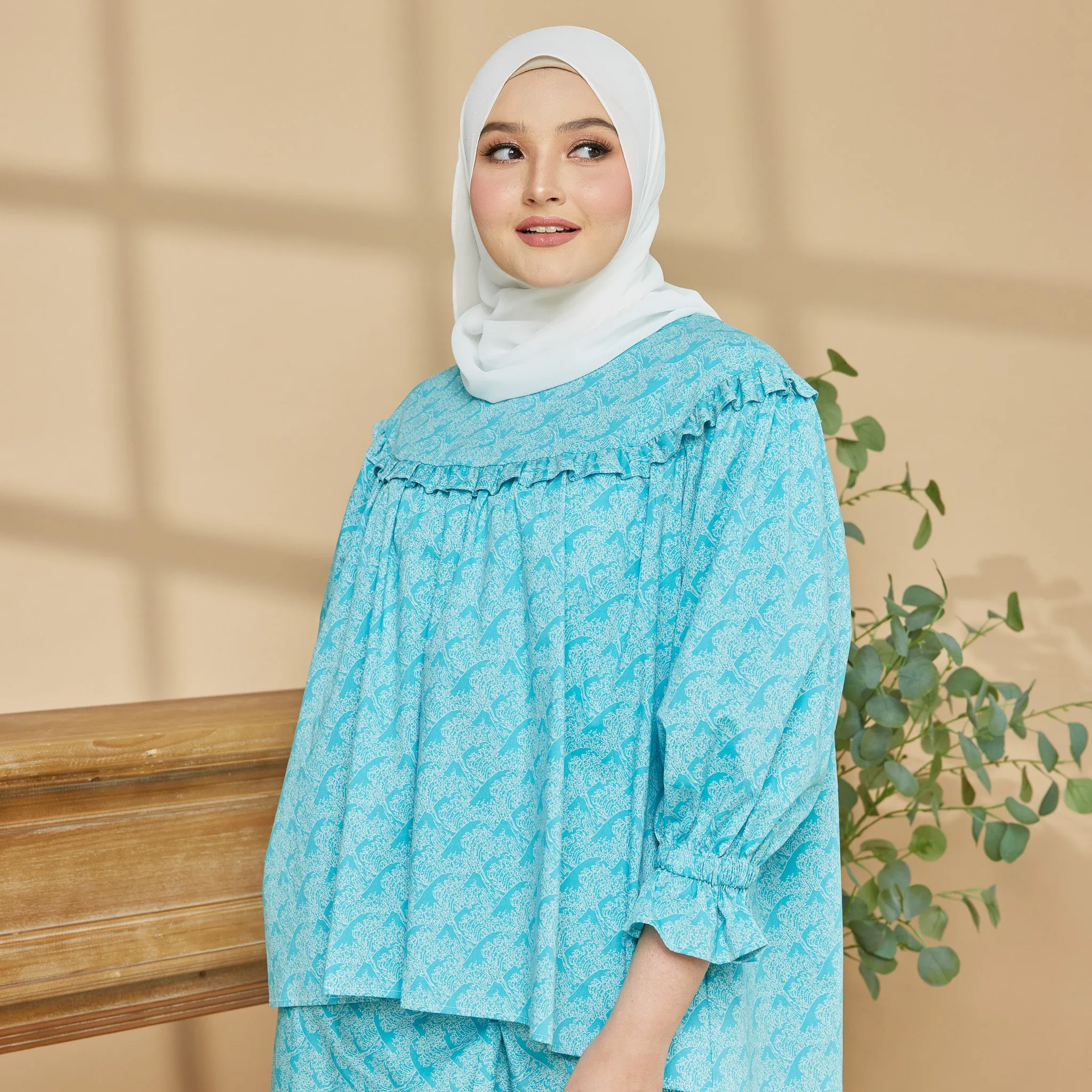 Shamra Blouse - Turquoise Wave Print